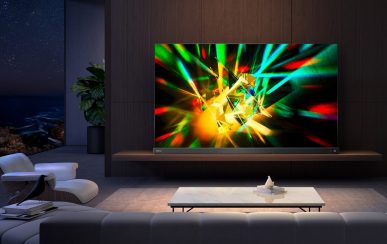 Toller Fernseher in stilvollem Wohnzimmer