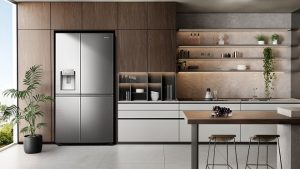 inox look fridge in modern kitchen